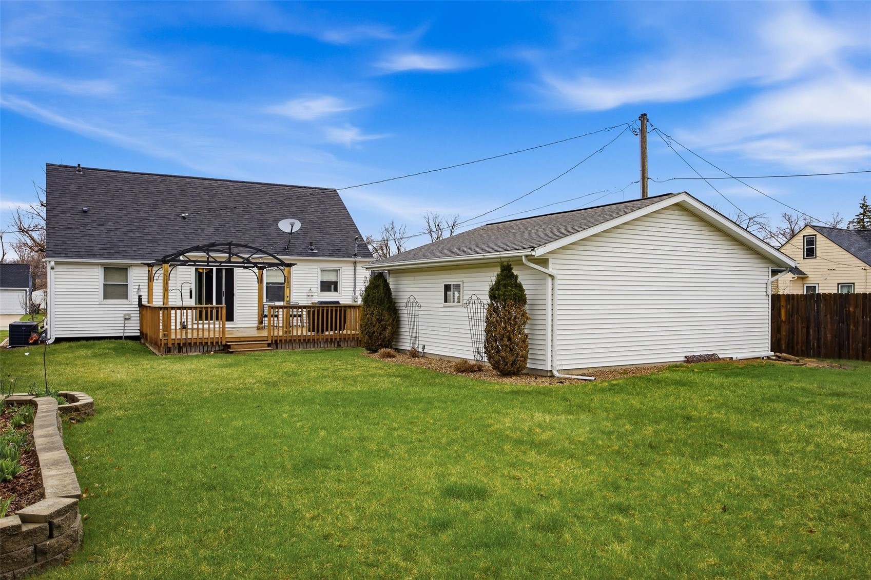 2927 Mansfield Avenue SE Cedar Rapids IA 52403