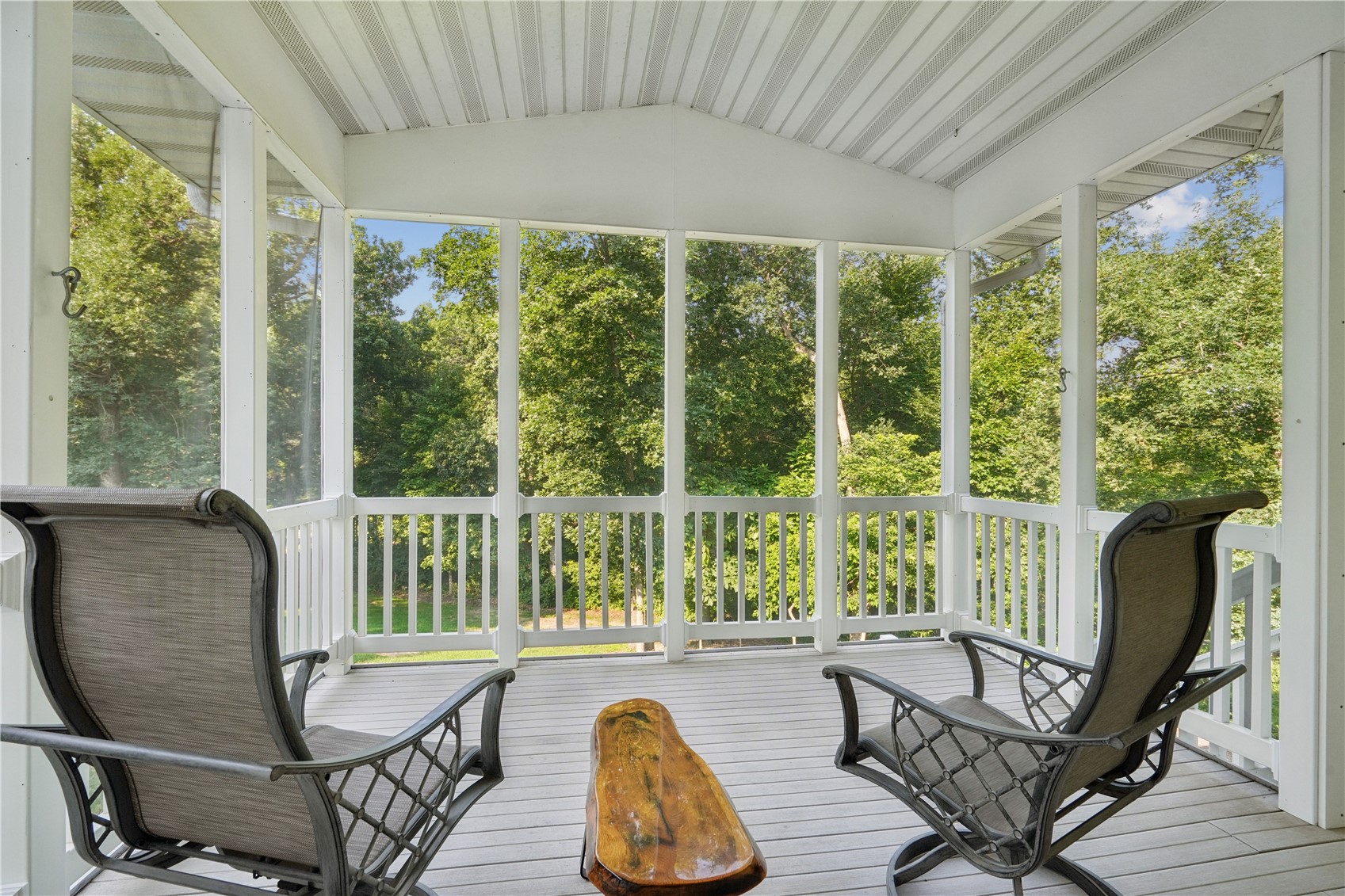 3364 Feather Ridge Road Toddville IA 52341
