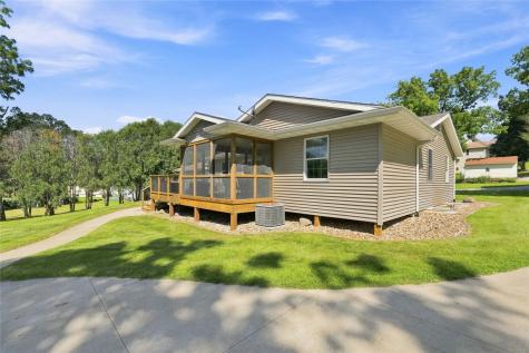 506 D Street Mt Vernon IA 52314