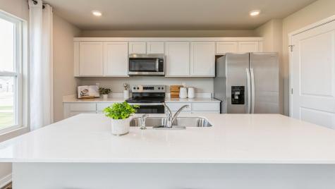 2893 Prairielight Drive Hiawatha IA 52233