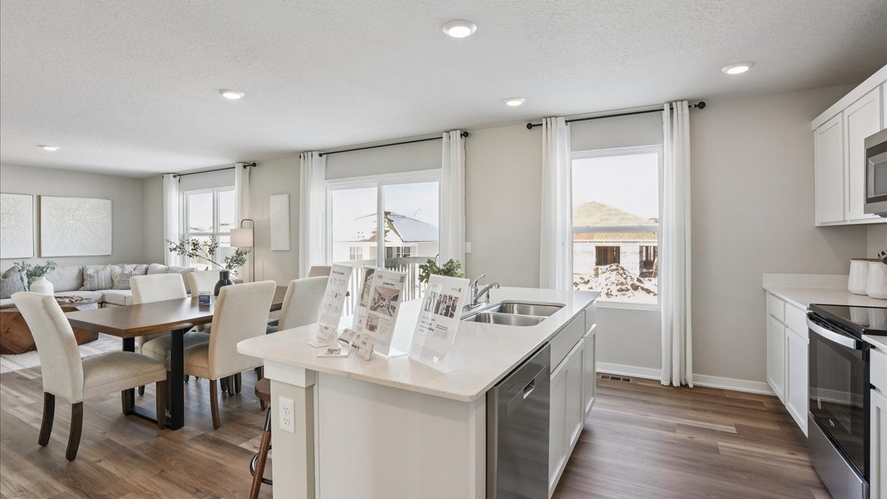 2893 Prairielight Drive Hiawatha IA 52233