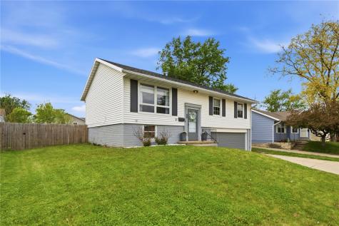 126 Cherry Hill Road SW Cedar Rapids IA 52404
