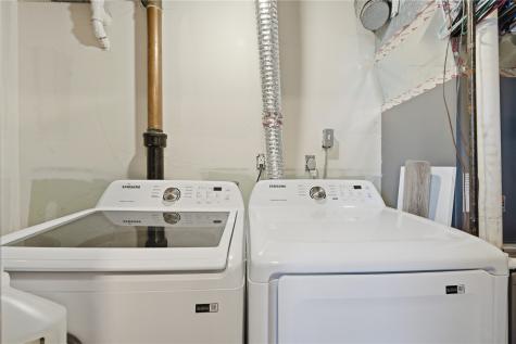 126 Cherry Hill Road SW Cedar Rapids IA 52404