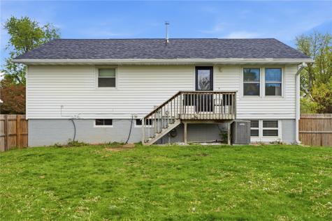 126 Cherry Hill Road SW Cedar Rapids IA 52404
