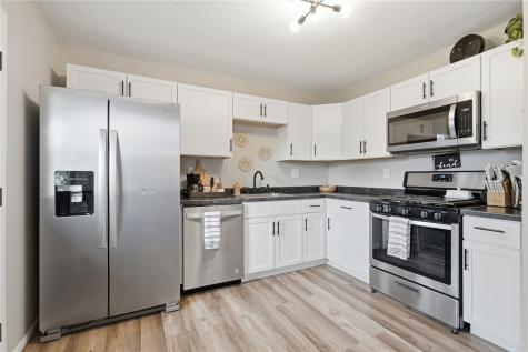 126 Cherry Hill Road SW Cedar Rapids IA 52404