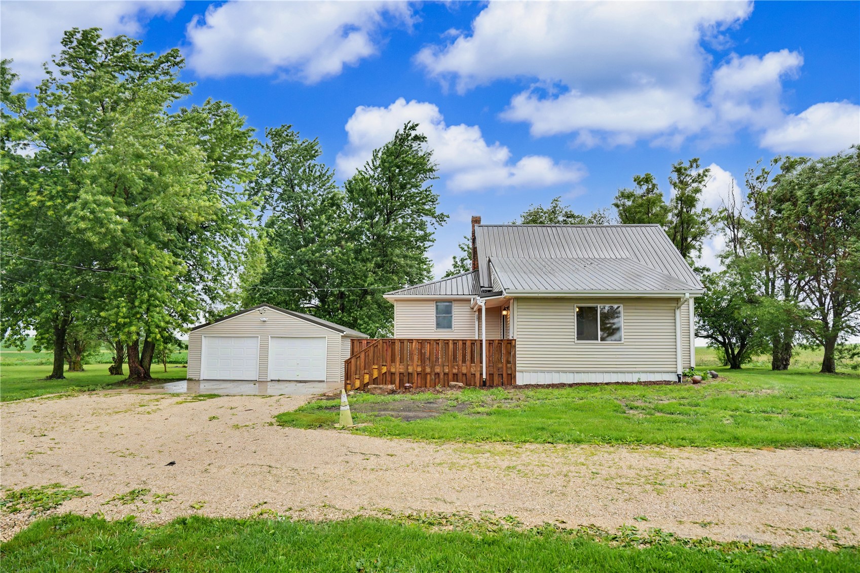2026 130th Street Lowden IA 52255