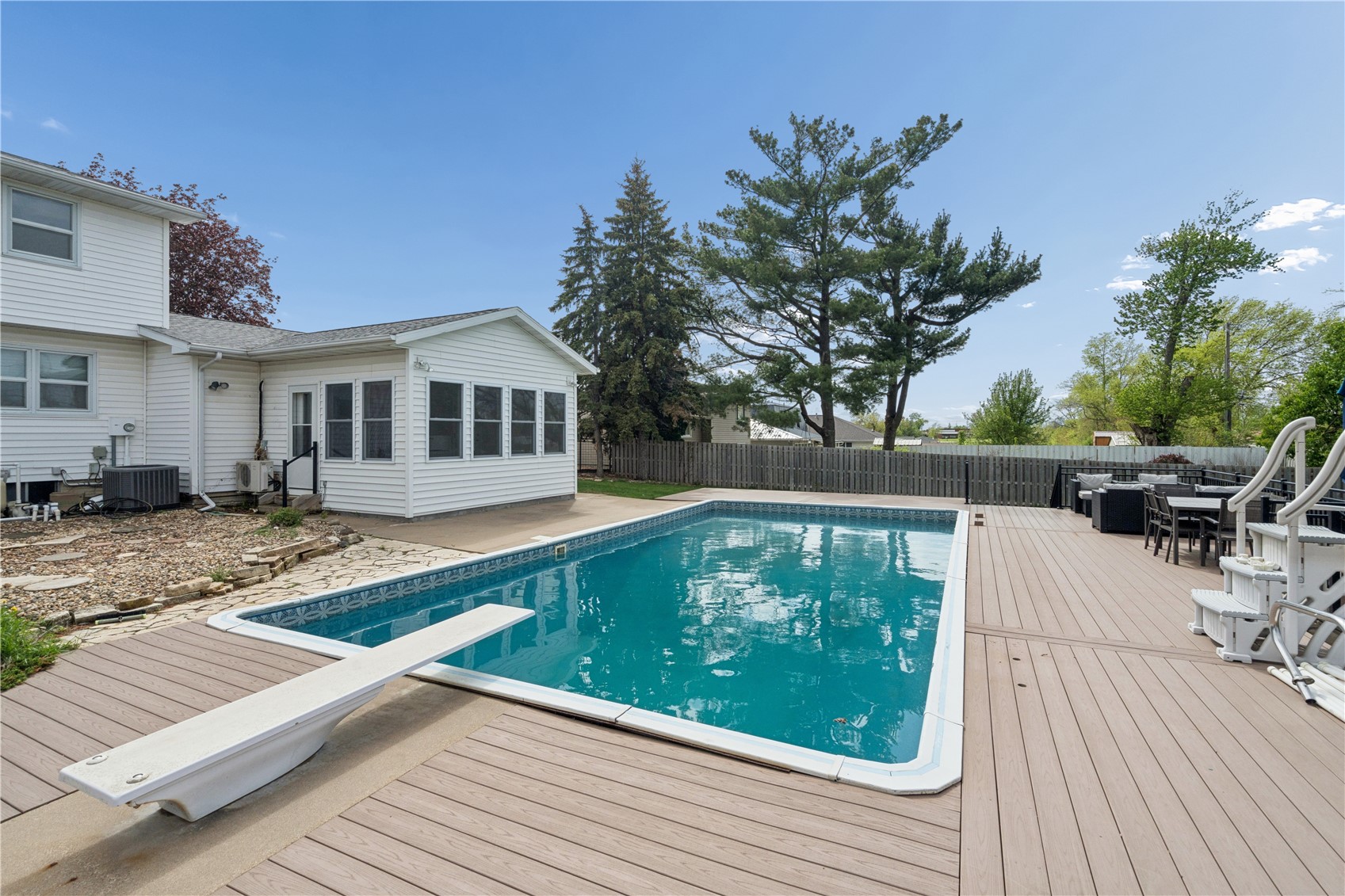 Cedar Rapids IA, 3614 Sue Lane