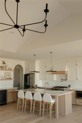 1523 Eagleview Drive Fairfax IA 52228