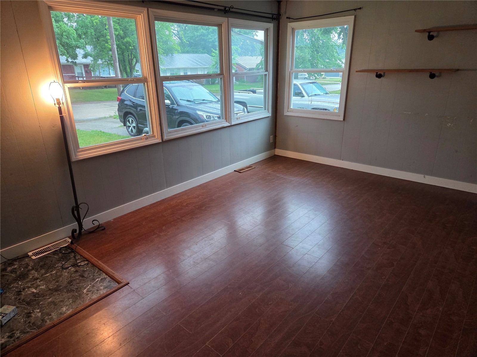 4324 Benton Street NE Cedar Rapids IA 52402