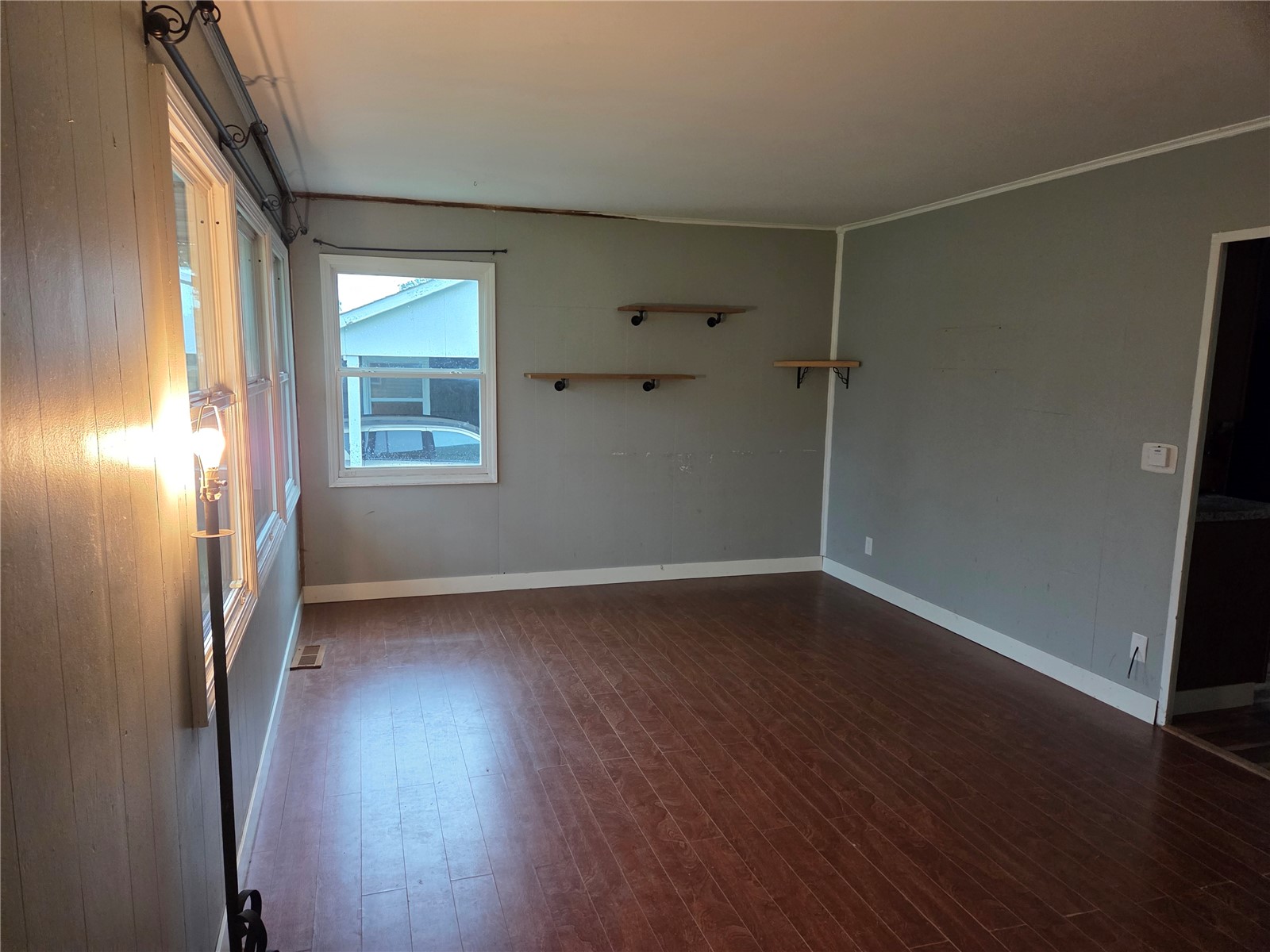 4324 Benton Street NE Cedar Rapids IA 52402