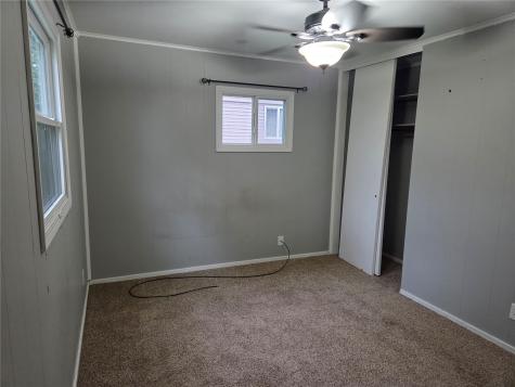 4324 Benton Street NE Cedar Rapids IA 52402