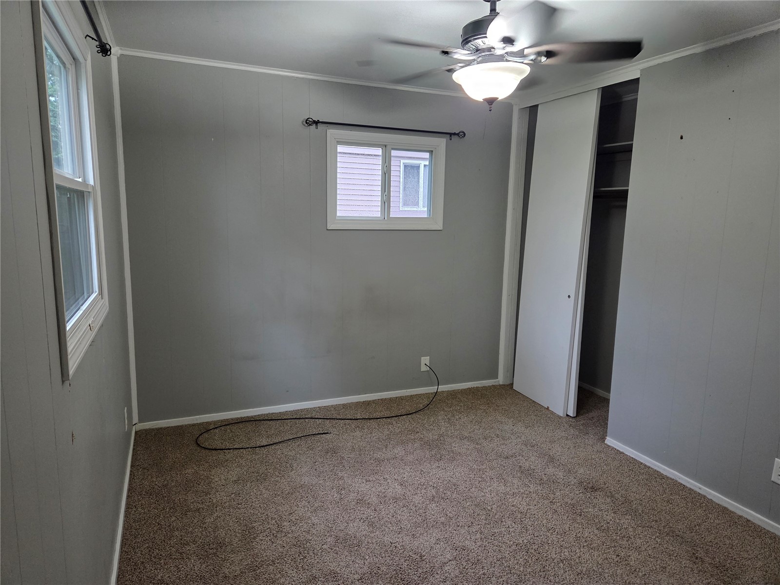 4324 Benton Street NE Cedar Rapids IA 52402