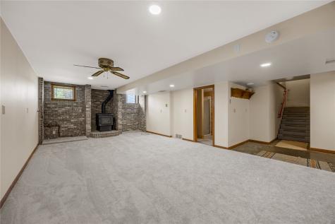 1370 Wiley Boulevard NW Cedar Rapids IA 52405