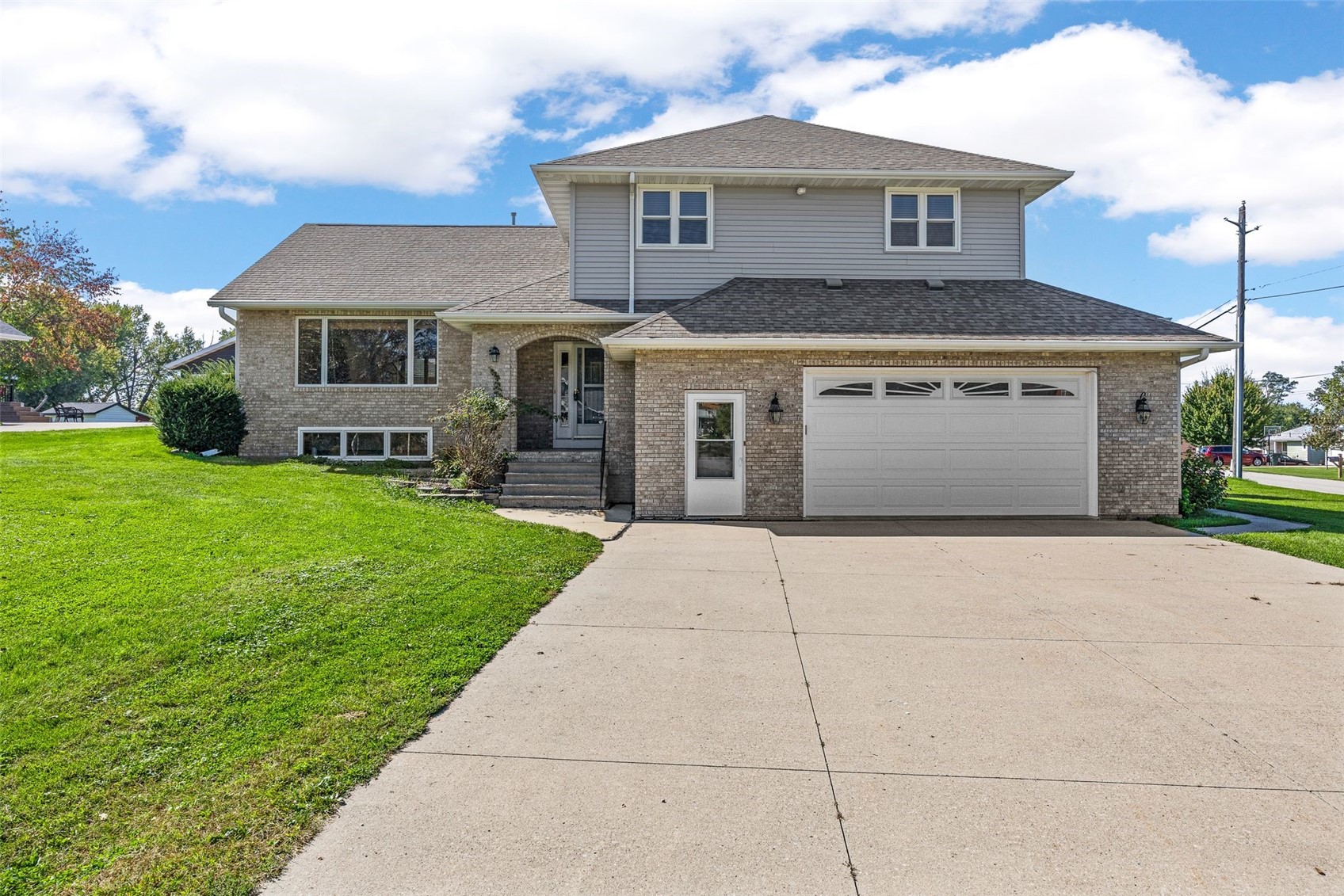 1370 Wiley Boulevard NW Cedar Rapids IA 52405