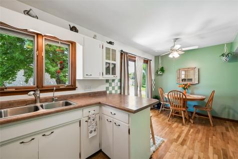 300 S Oak Street Anamosa IA 52205