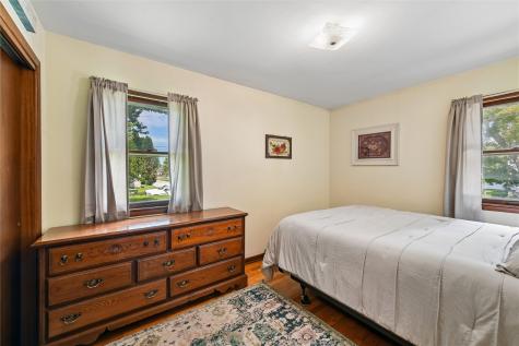 300 S Oak Street Anamosa IA 52205