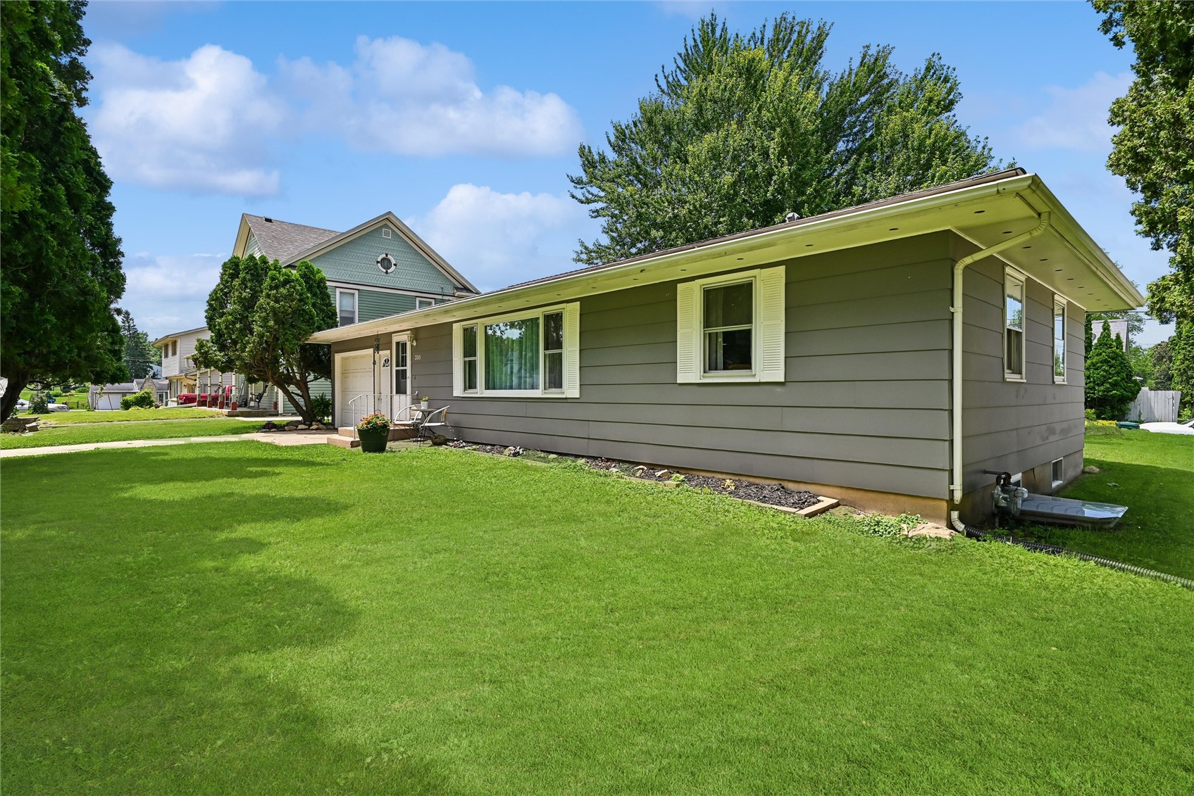 300 S Oak Street Anamosa IA 52205