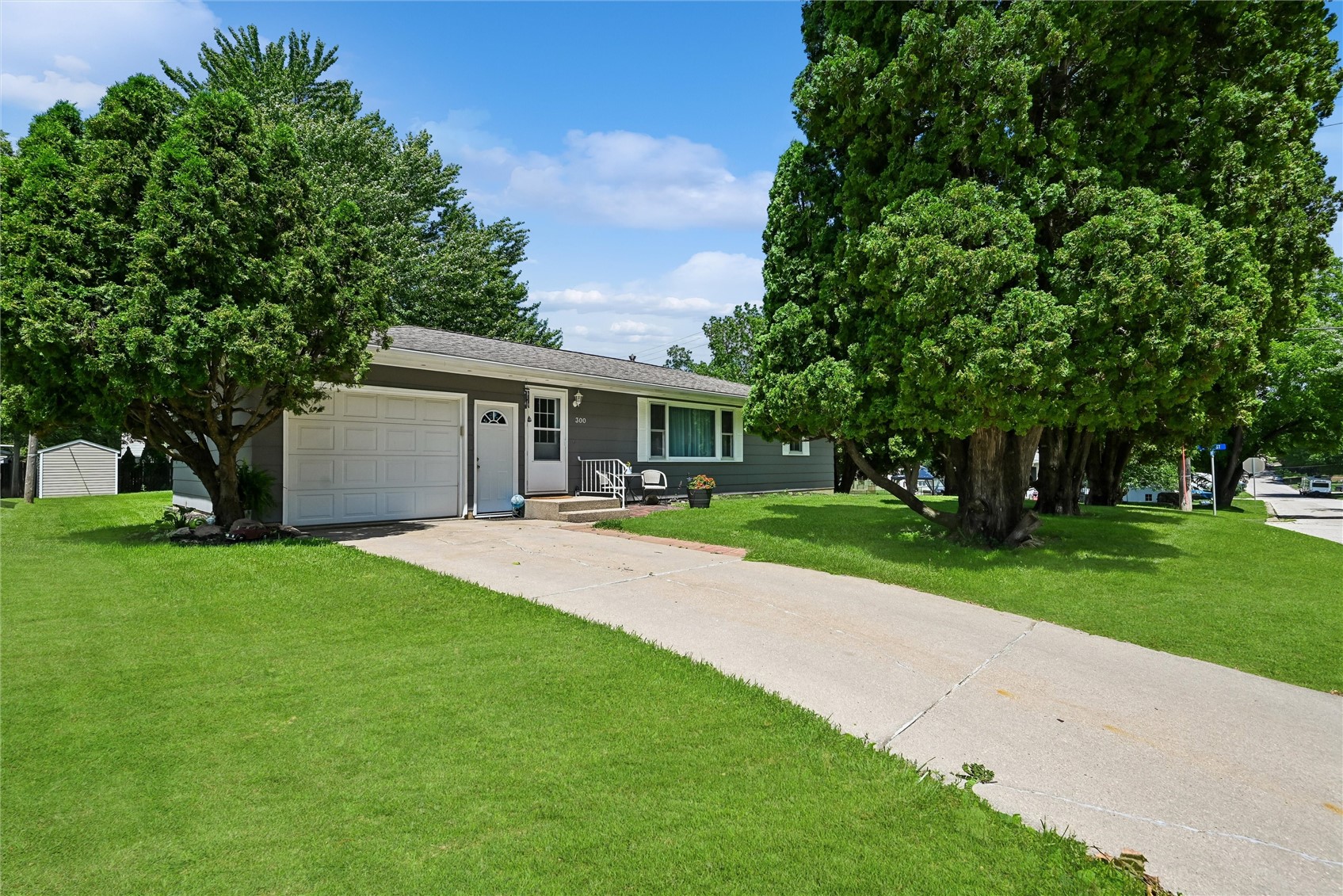300 S Oak Street Anamosa IA 52205