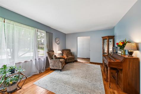 300 S Oak Street Anamosa IA 52205