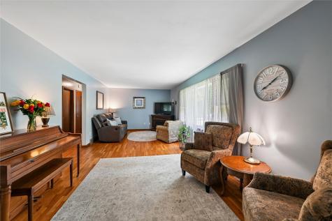 300 S Oak Street Anamosa IA 52205