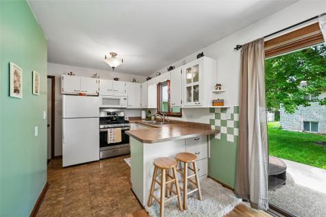 300 S Oak Street Anamosa IA 52205