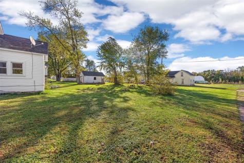 307 W Maple Street Garrison IA 52229