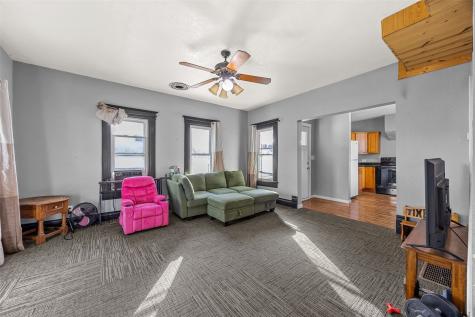 307 W Maple Street Garrison IA 52229