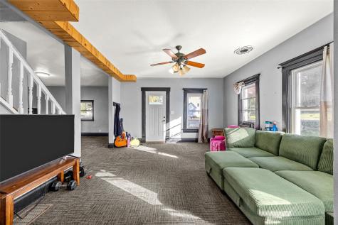 307 W Maple Street Garrison IA 52229