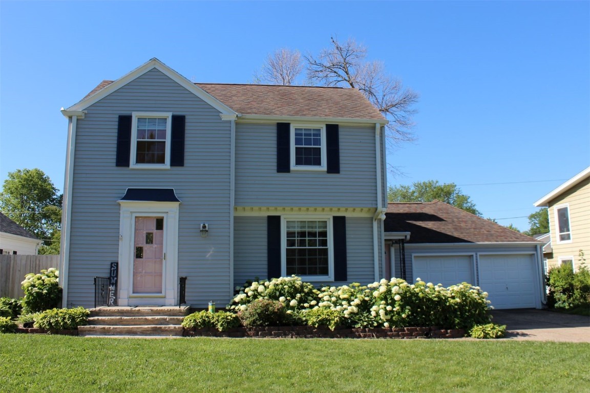 325 27th Street Drive SE Cedar Rapids IA 52403