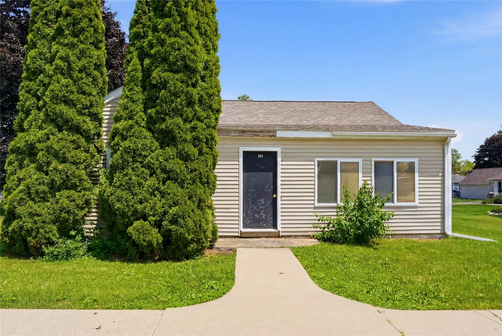 309 2nd Avenue Clarence IA 52216