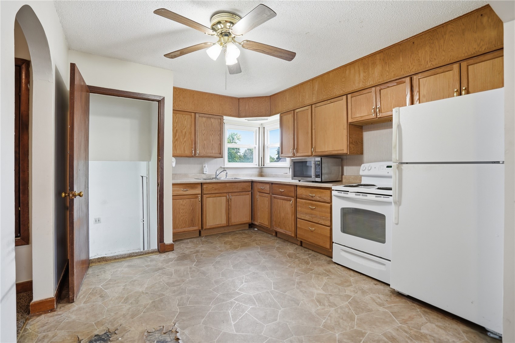 309 2nd Avenue Clarence IA 52216