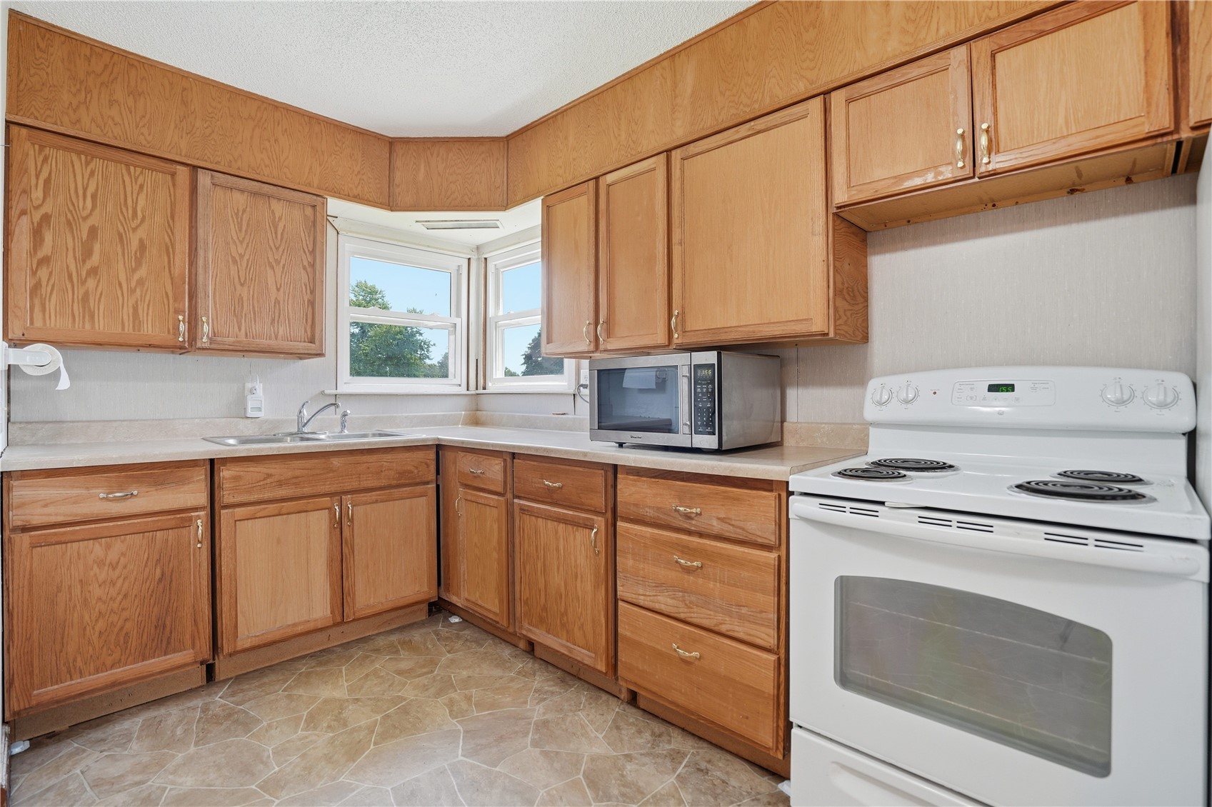 309 2nd Avenue Clarence IA 52216