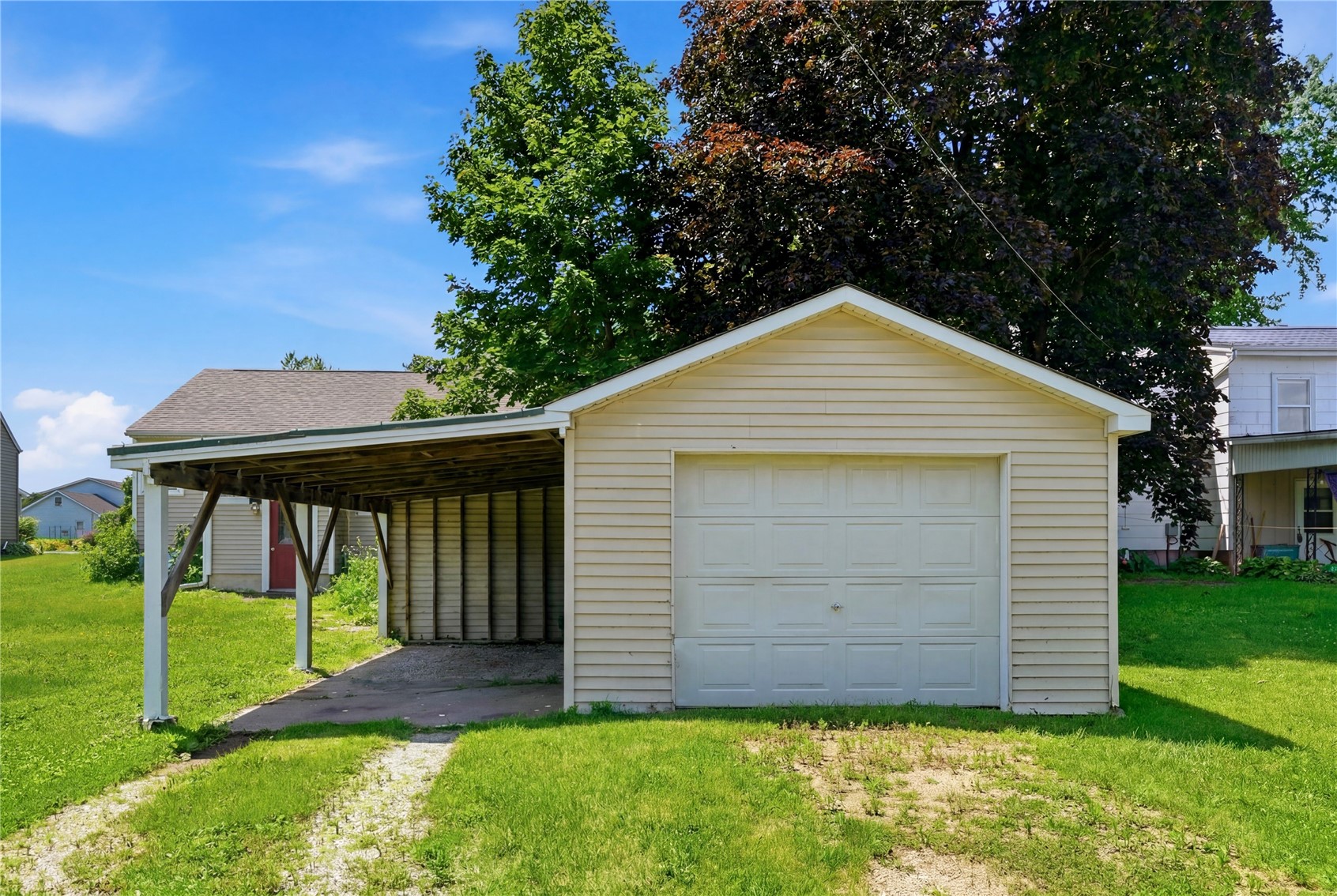 309 2nd Avenue Clarence IA 52216