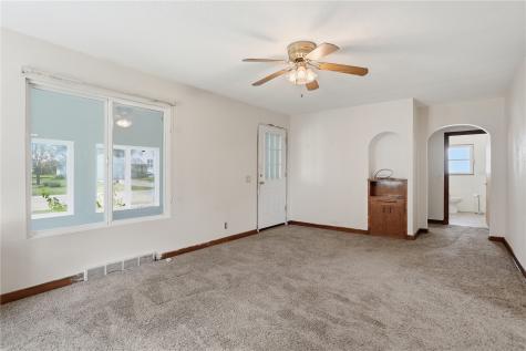 309 2nd Avenue Clarence IA 52216
