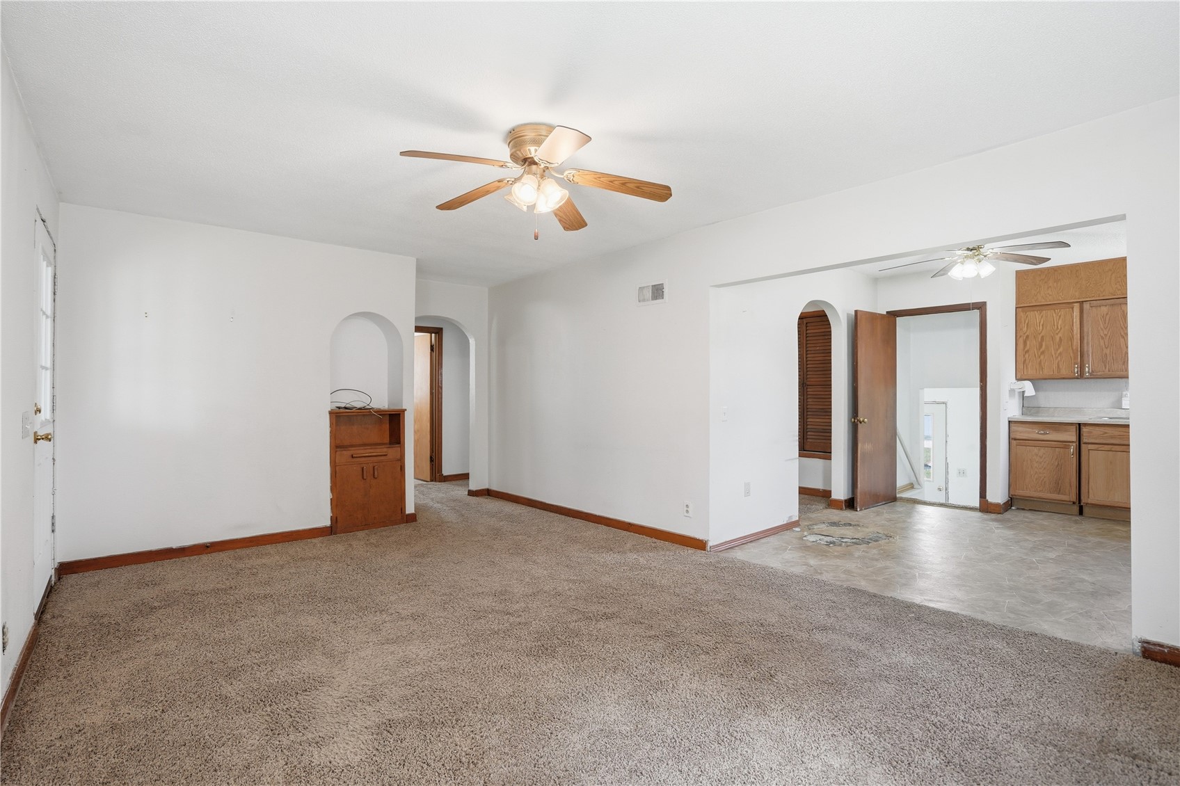 309 2nd Avenue Clarence IA 52216