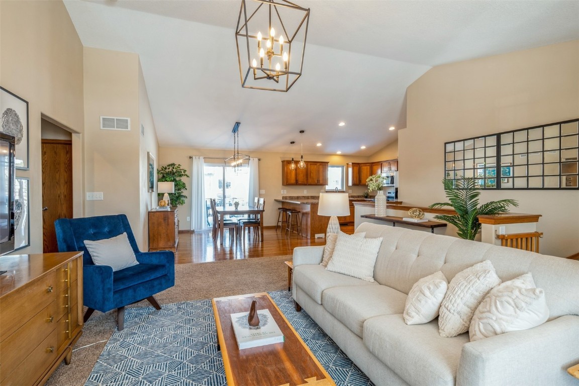 2290 Edwin Drive Marion IA 52302