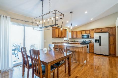 2290 Edwin Drive Marion IA 52302