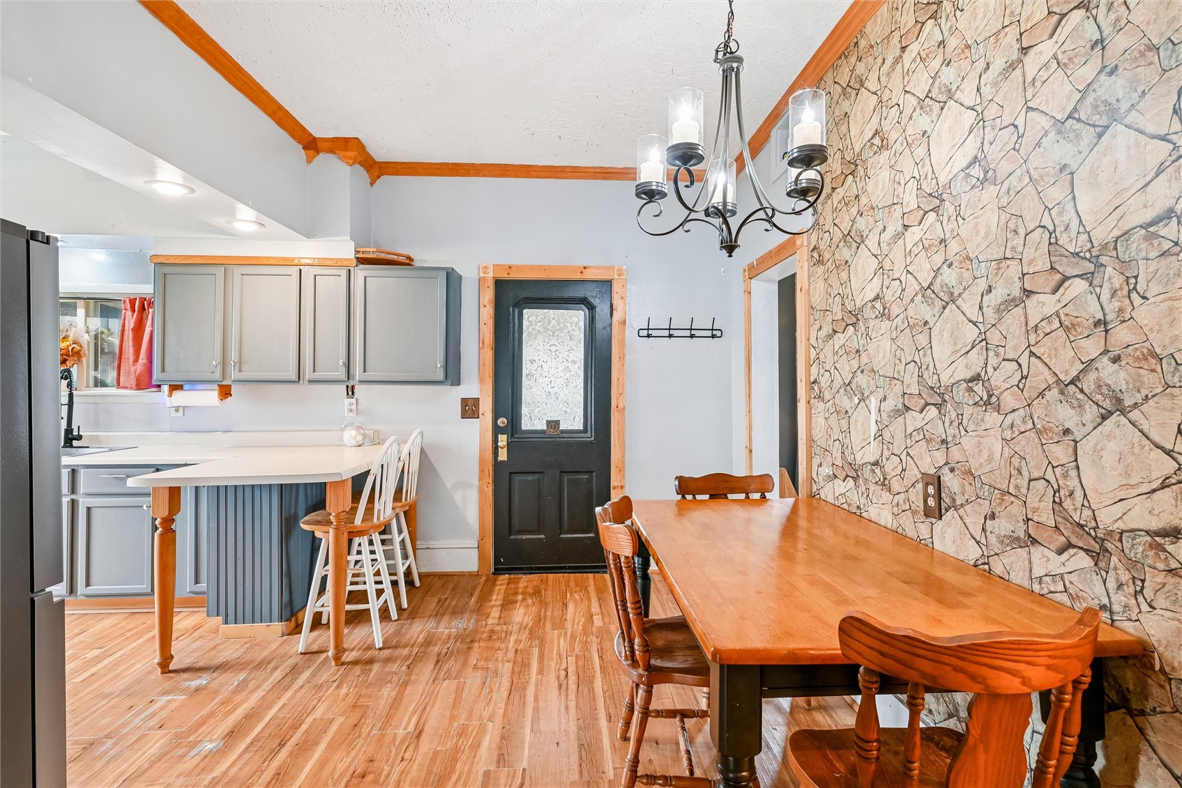 608 E Washington Street Center Point IA 52213