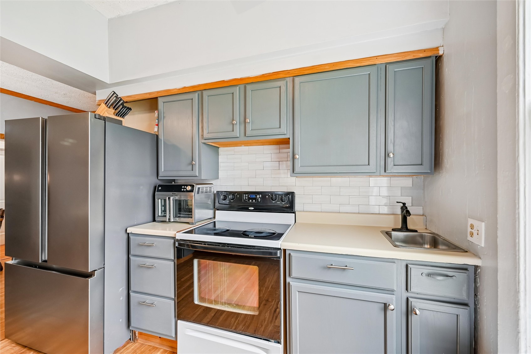 608 E Washington Street Center Point IA 52213