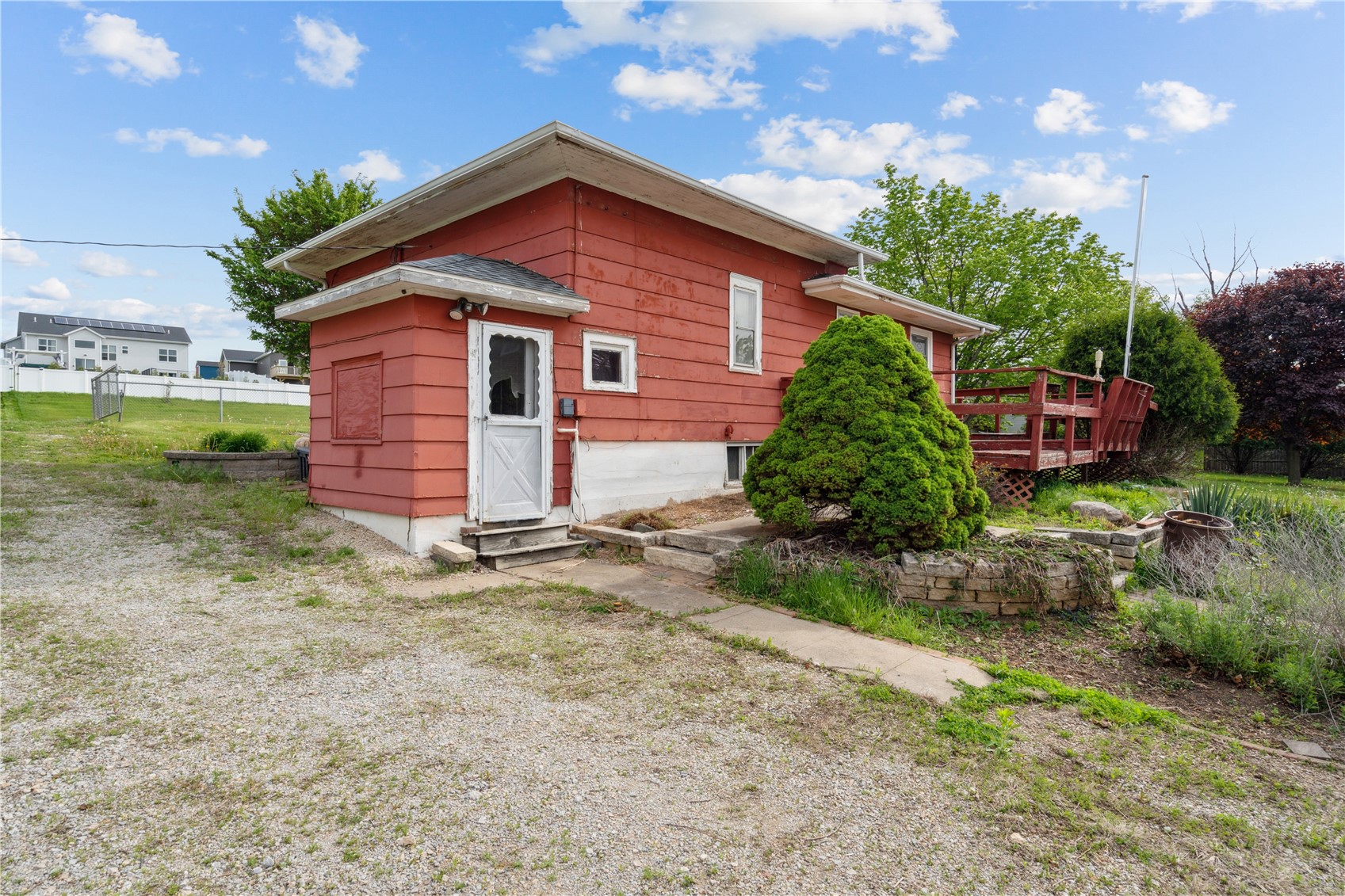 1895 33rd Avenue SW Cedar Rapids IA 52404