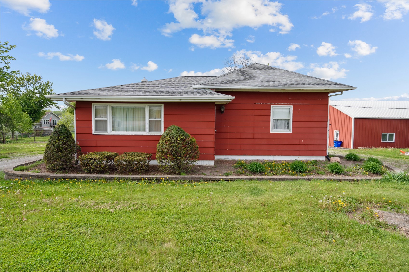 1895 33rd Avenue SW Cedar Rapids IA 52404
