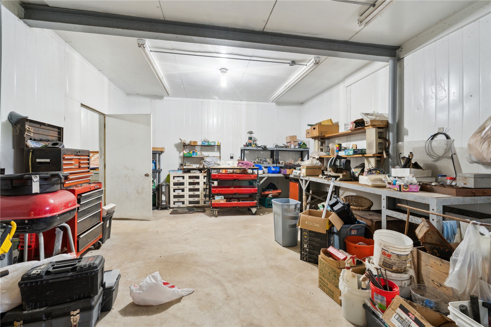 1895 33rd Avenue SW Cedar Rapids IA 52404
