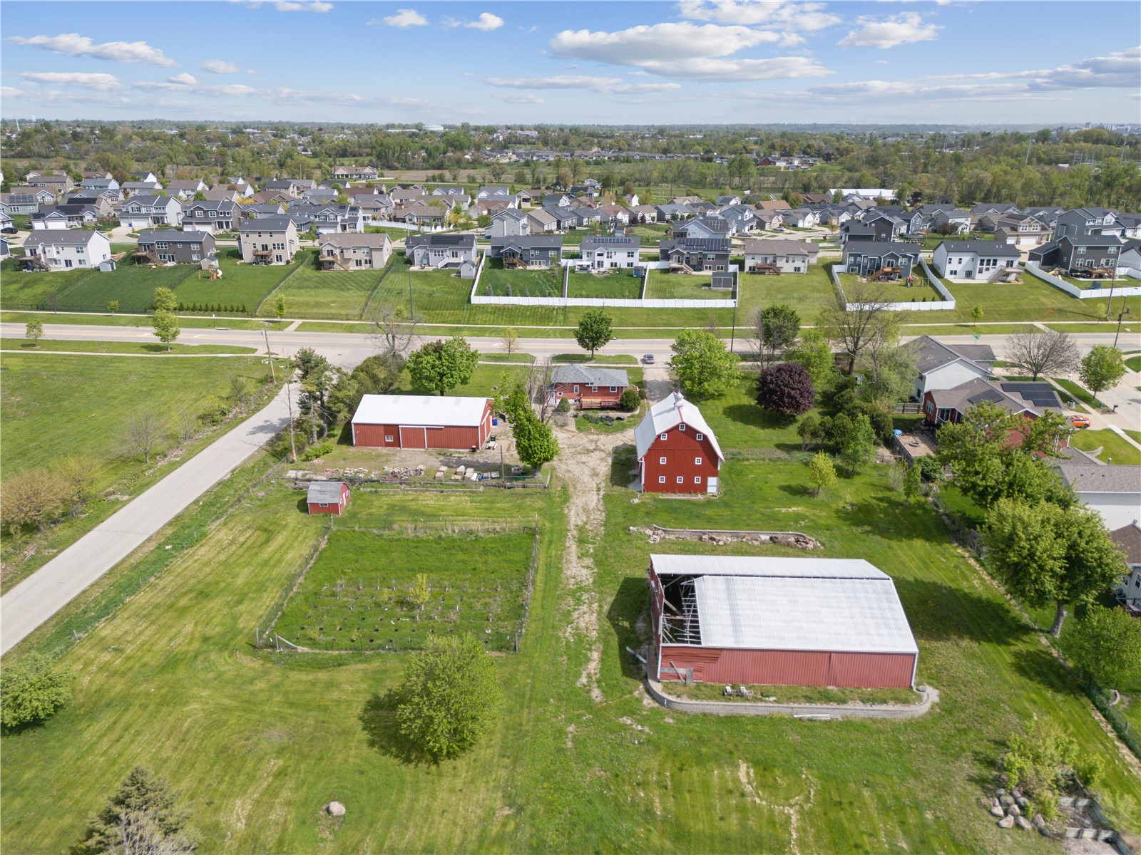 1895 33rd Avenue SW Cedar Rapids IA 52404