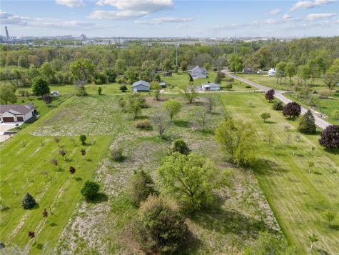 1895 33rd Avenue SW Cedar Rapids IA 52404