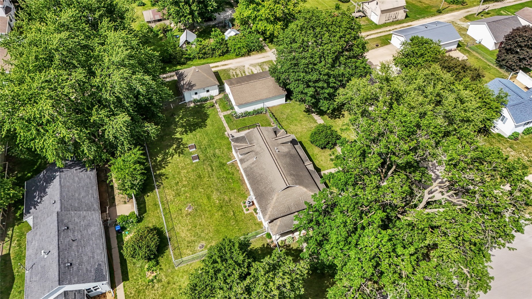 502 W 4th Street Tipton IA 52772