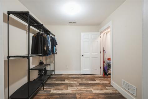 1413 J Street Cedar Rapids IA 52404