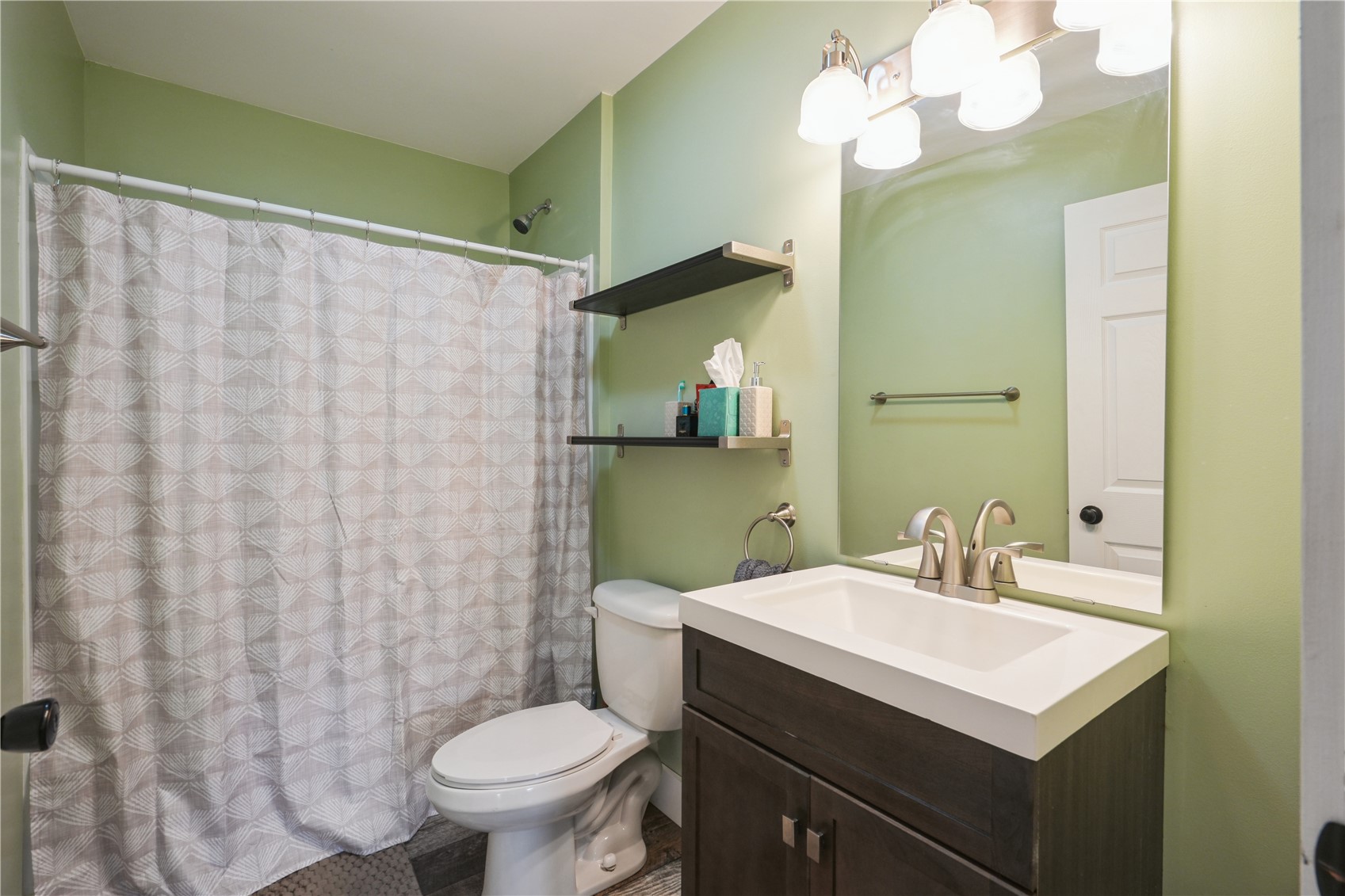 1413 J Street Cedar Rapids IA 52404