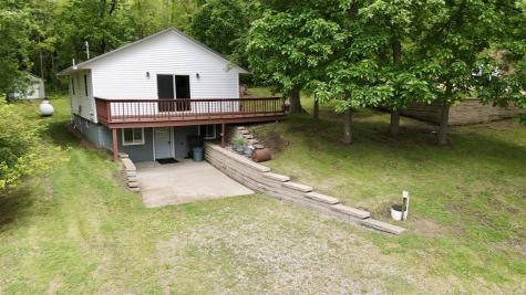 6181&6182 North Lakeshore Drive Brooklyn IA 52211