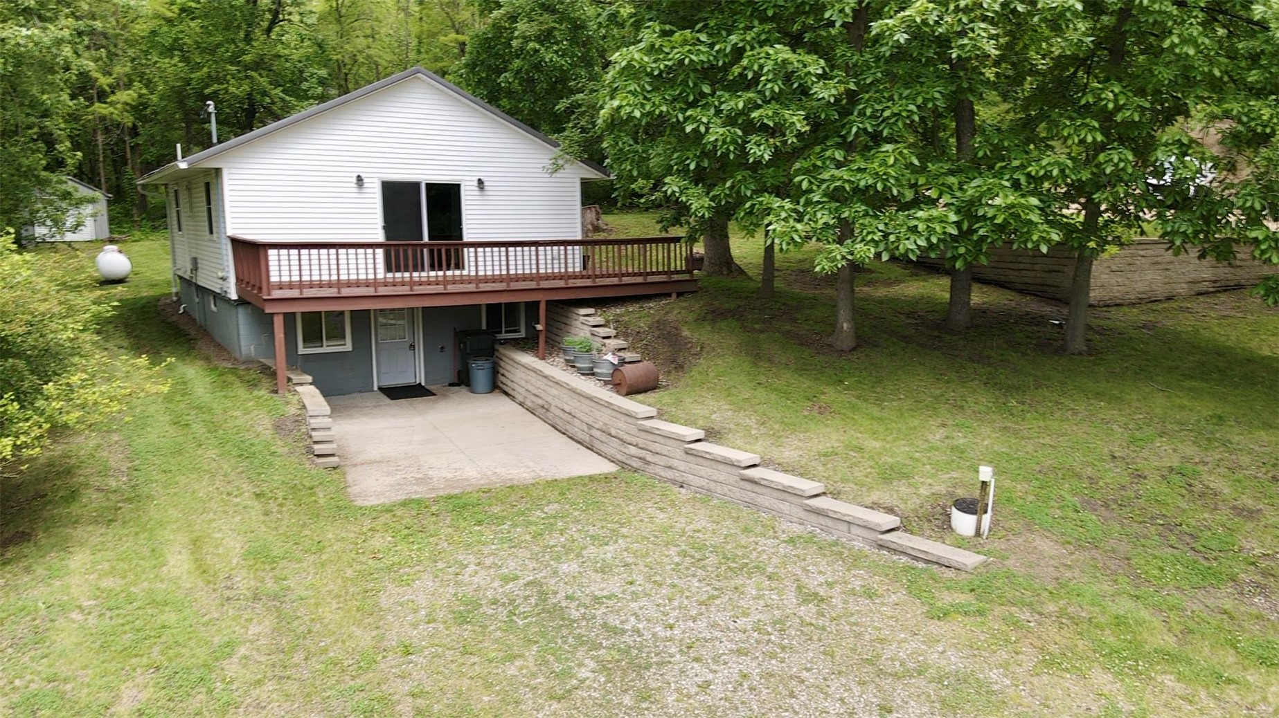 6181&6182 North Lakeshore Drive Brooklyn IA 52211