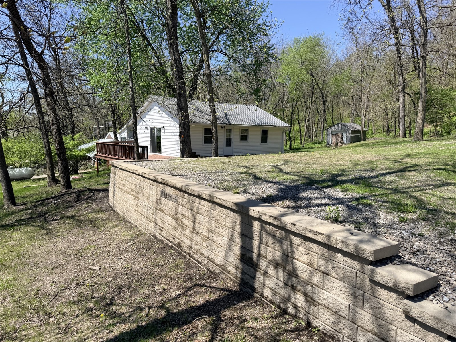 6181&6182 North Lakeshore Drive Brooklyn IA 52211